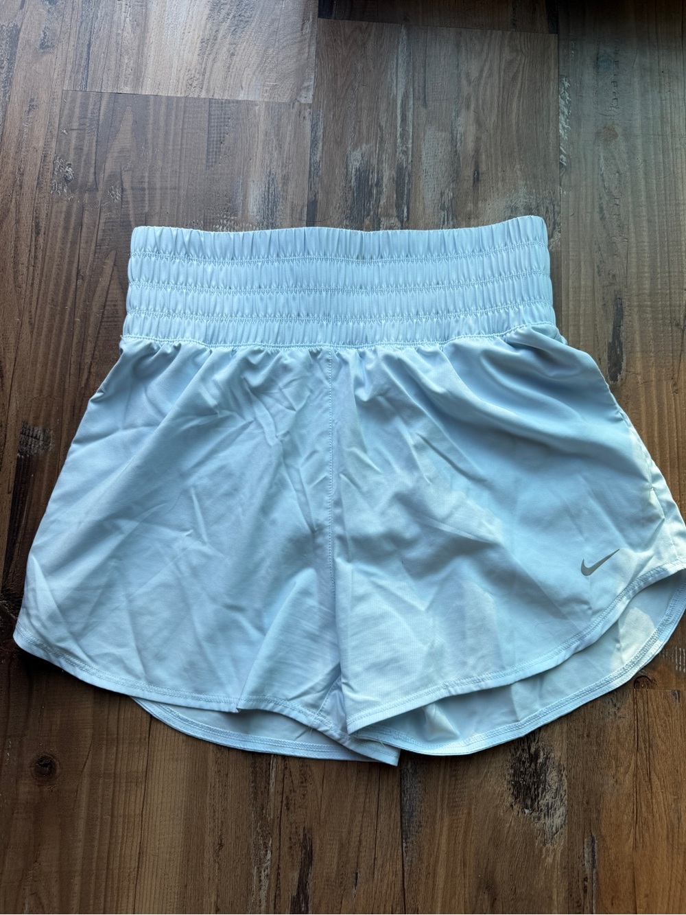 Nike Women's Dry Fit Light Blue Athletic Shorts with Smocked Waist M 0178
